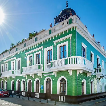 Casa *